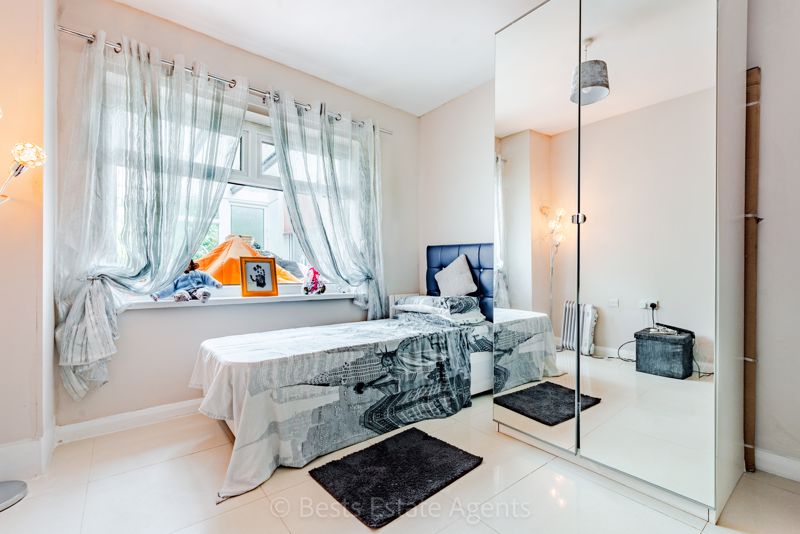 Sandy Lane Preston Brook